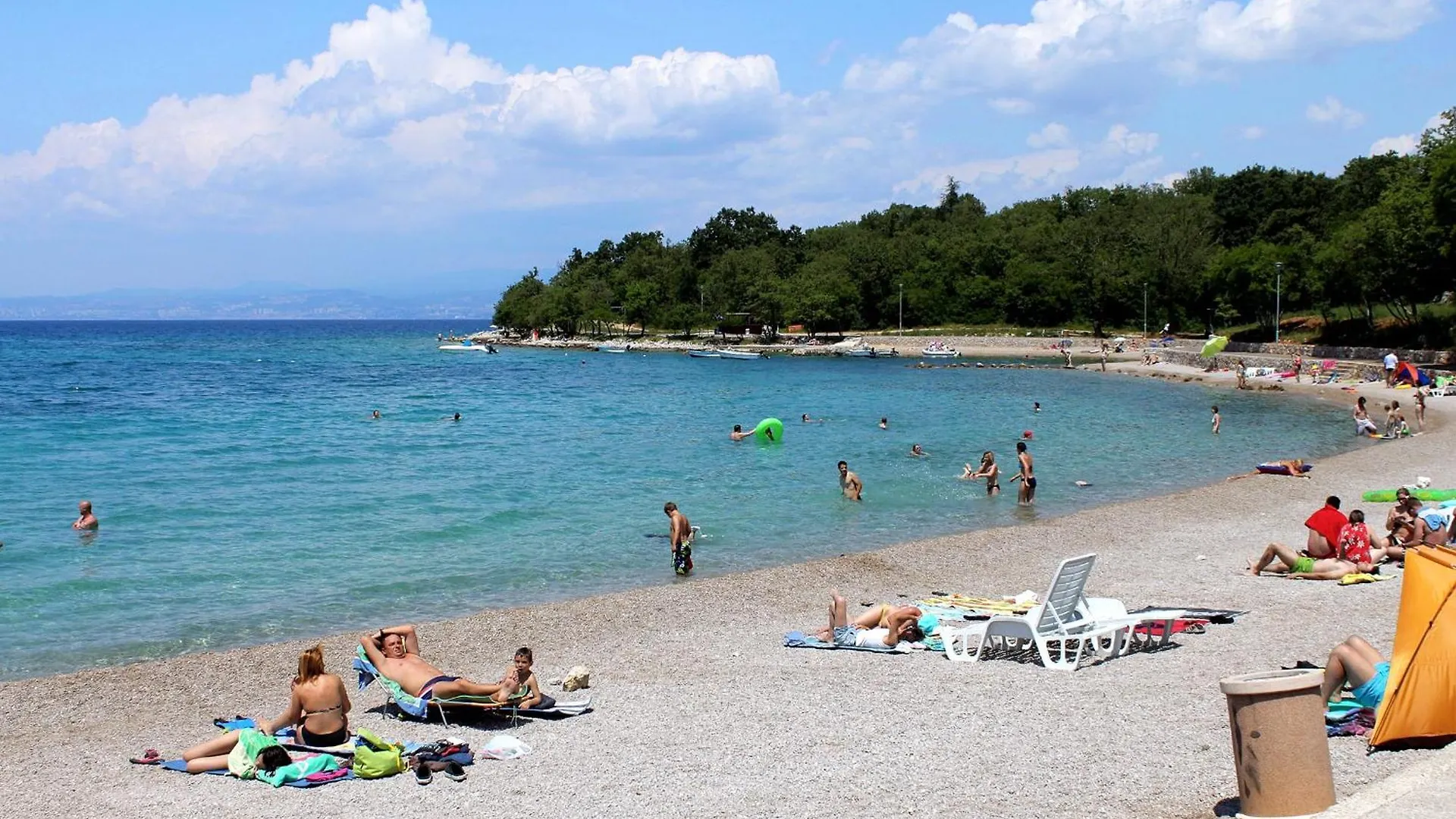 Apartments With A Parking Space Njivice, Krk - 21770 Croatia